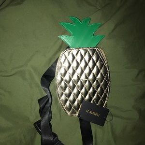 Forever 21 fanny pack